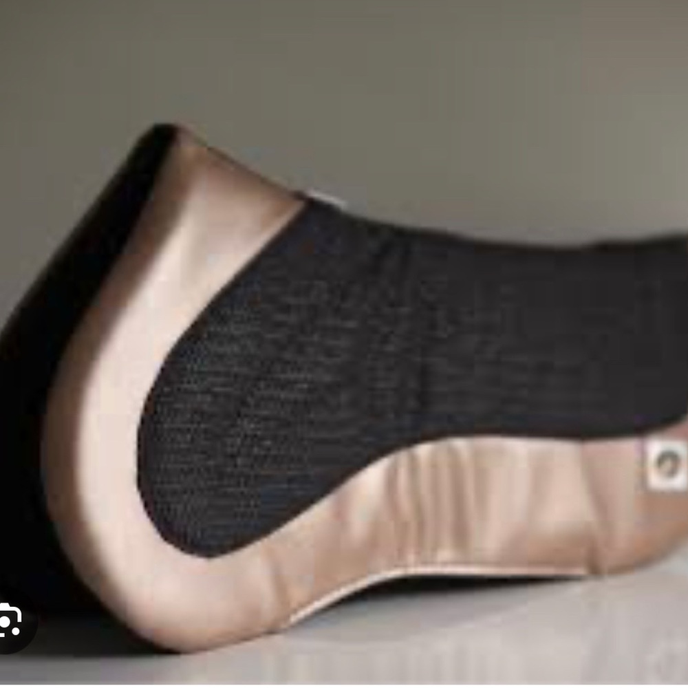 Ecogold Champagne Flip Half Pad - like new